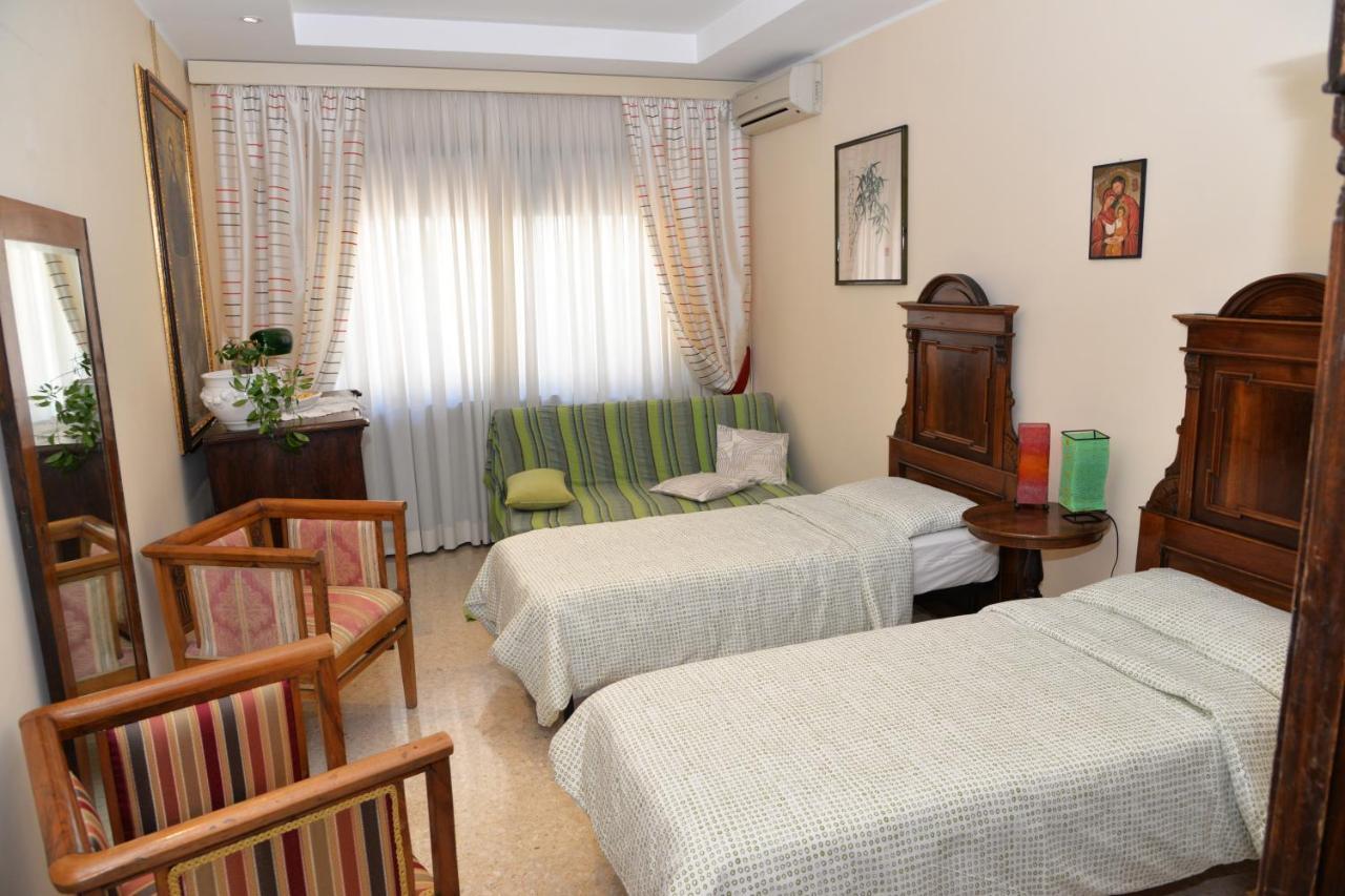 Friendly House Rome Villa Eksteriør bilde